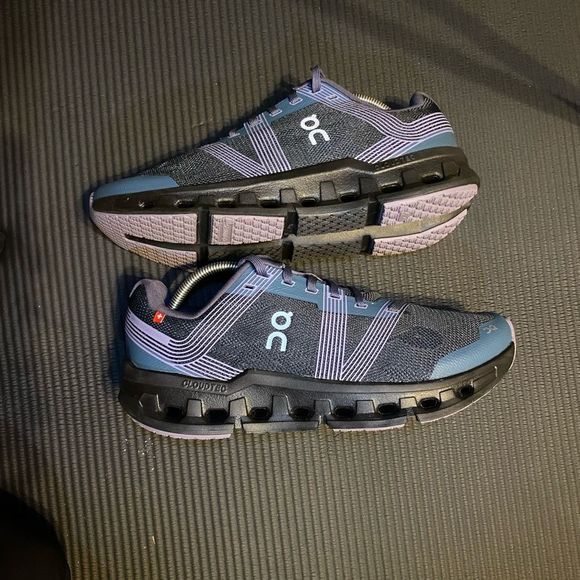 ON CLOUD GO - Women’s Running Shoes - SIZE 8.5 - Picture 8 of 11